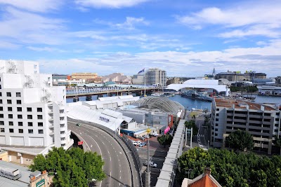 METRO APTS ON DARLING HARBOUR