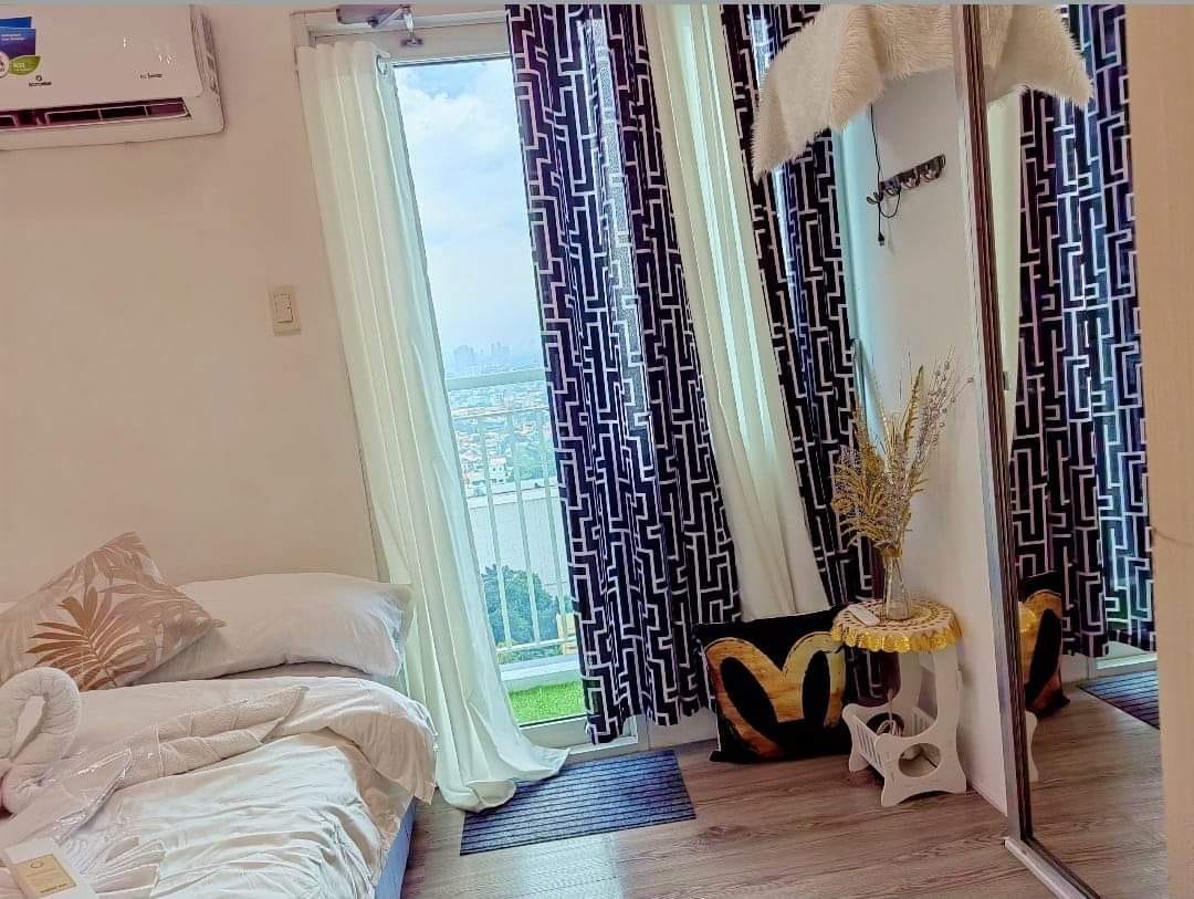 #68 Grass Residence Tower 1B 18th staycation in manila philippines