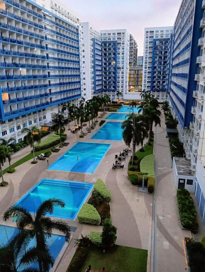 #76 Sea Residences Moa 6th staycation in manila philippines