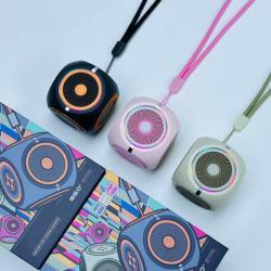 Decompression Rotating Gyro Bass Bluetooth Speaker