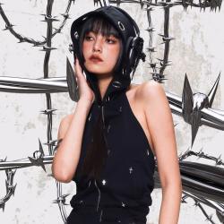 Creative And Versatile Modern Cross Metal Headphone Cover