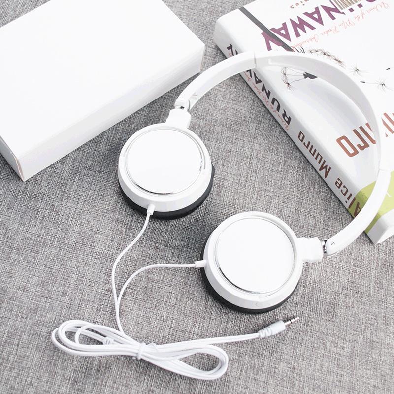 Mobile Phone Computer And Music Headset