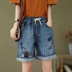 Cartoon Cat Embroidered Elastic-Waist Lace-Up Denim Shorts