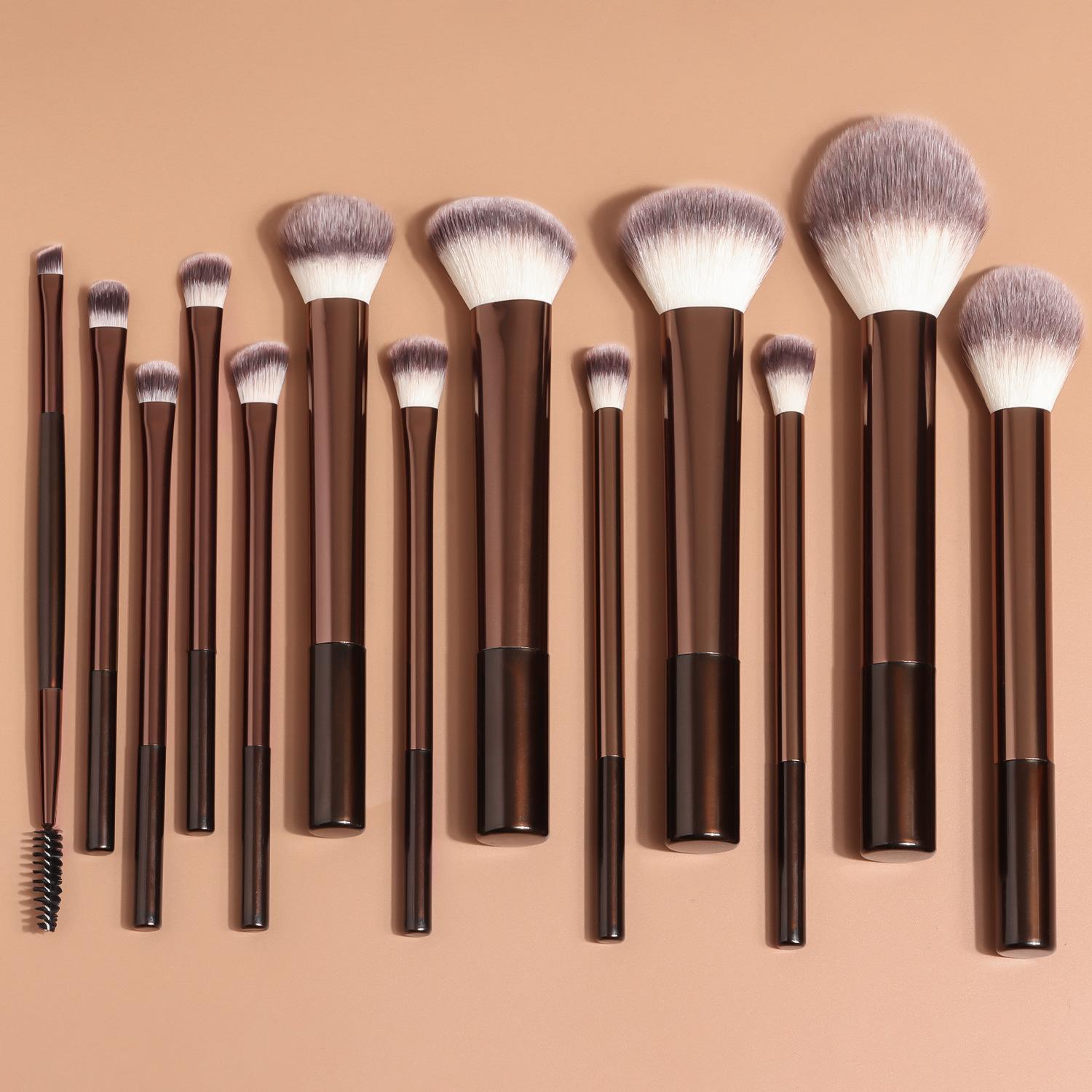 13-Piece Long-Handle Makeup Brush Set