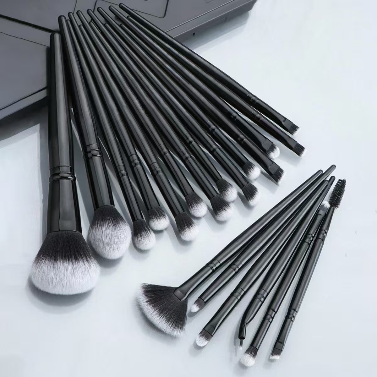 Cosmetic brush set-black-plastic handle + aluminum tube + fiber wool-20-piece set-1 set - Option1