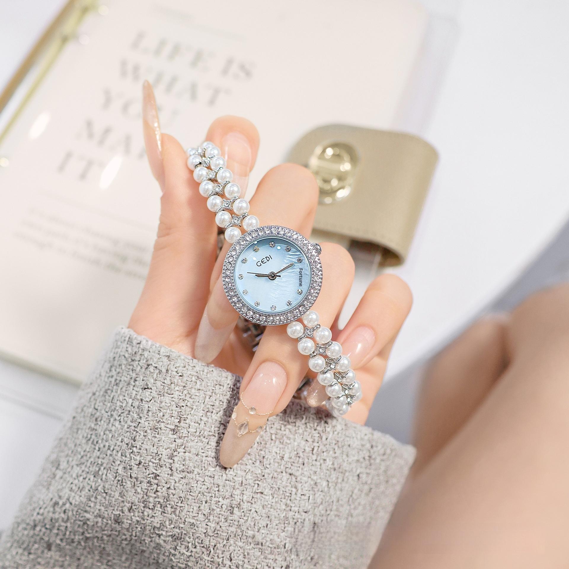 Luxury Womens Bracelet Quartz Watch