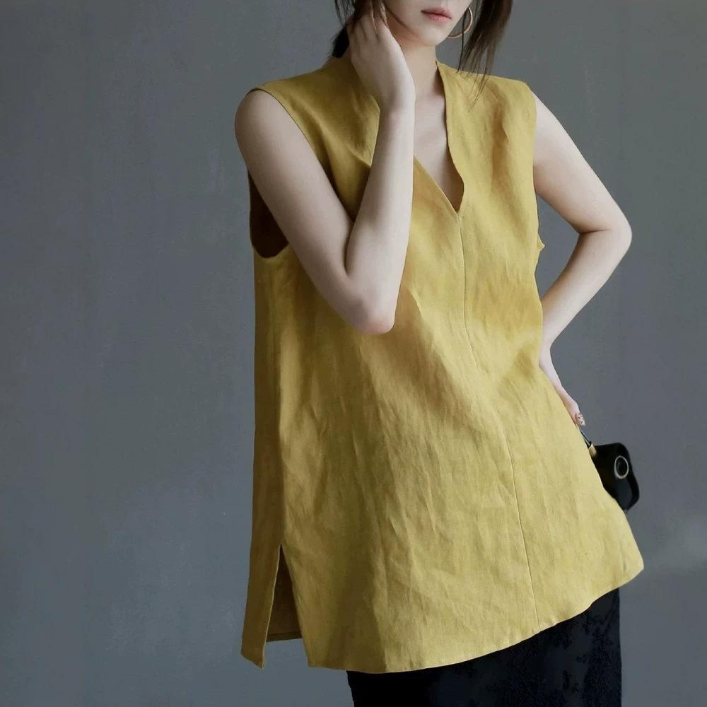 Plus-size Loose-fit V-neck Sleeveless Tank Top