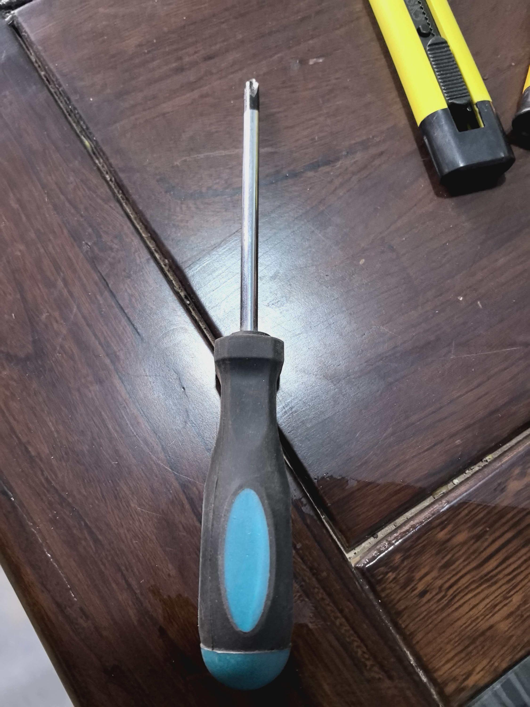 Phillips screwdriver-4 inch-blue and black-pp+45#steel-1 piece - Option1