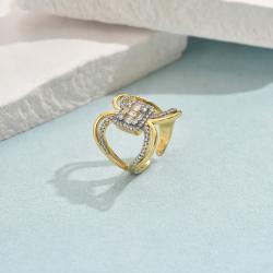 Ins Niche Exaggerated Waterdrop Zircon Ring Fashion Copper Alloy Band