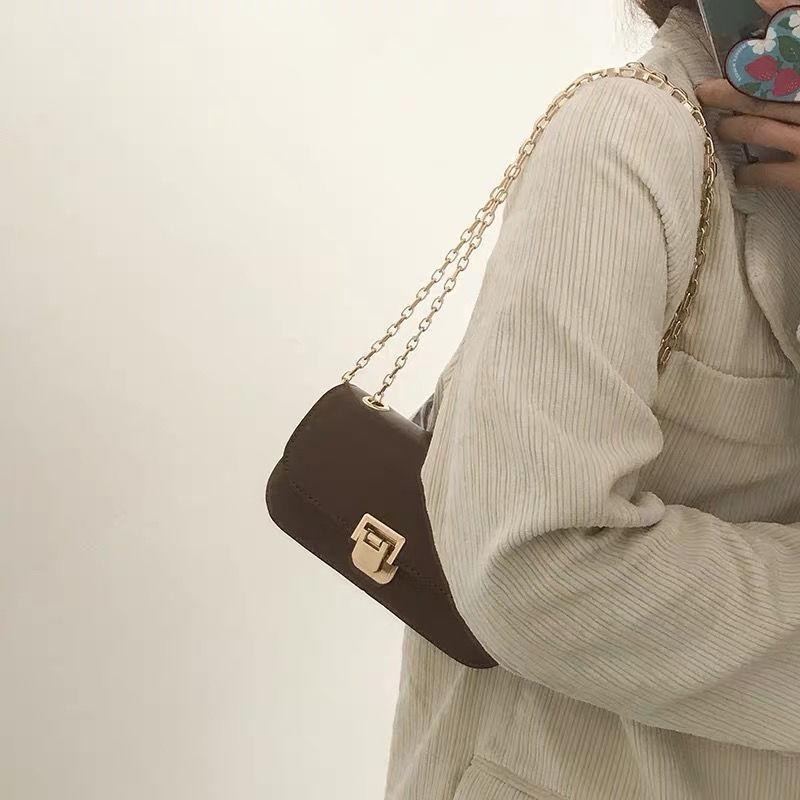 Trendy Vintage Underarm Bag With A High-end Fashionable Chain Strap