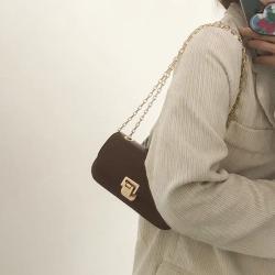 Trendy Vintage Underarm Bag With A High-end Fashionable Chain Strap