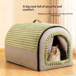 Winter Insulated Enclosed Cat House