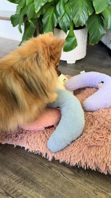 Little Pillow For Cats Fashion Neck Protector Deep Sleep Puppy U-Shaped Pillow Pets Pillow Kitten Headrest Dog Sleeping Pillow Pet Products